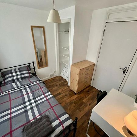 Whitechapel Station Rooms لندن المظهر الخارجي الصورة