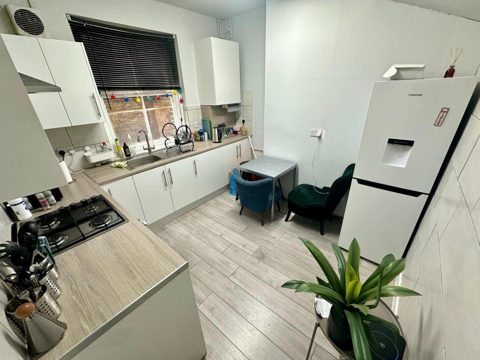 Whitechapel Station Rooms لندن المظهر الخارجي الصورة
